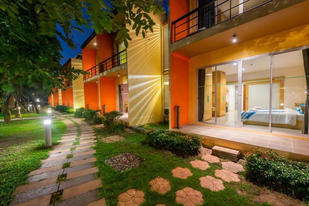 Bangkok.Grand.Resort Bang Bo Εξωτερικό φωτογραφία