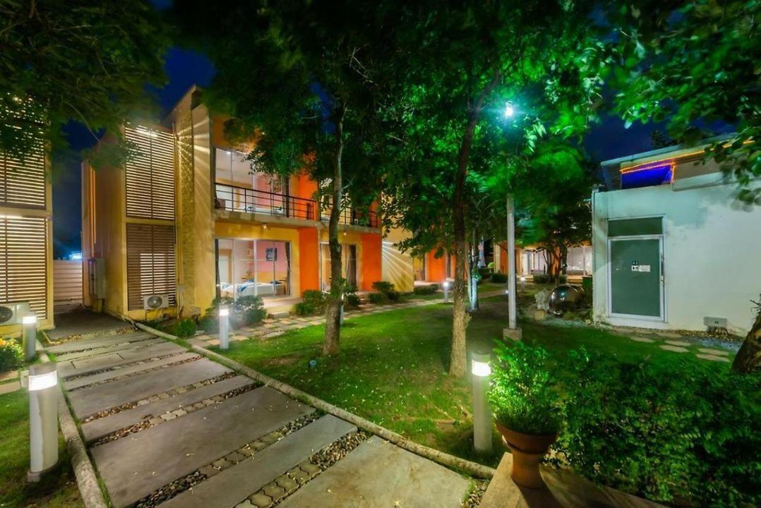 Bangkok.Grand.Resort Bang Bo Εξωτερικό φωτογραφία